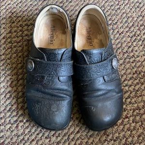 ALEGRIA women’s shoes size 9